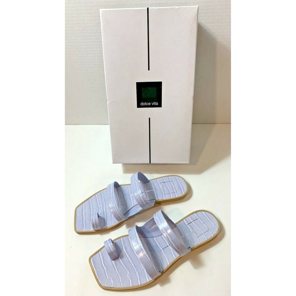 Dolce Vita Woman's Isala Light blue flat shoes size 7.5 New In Box